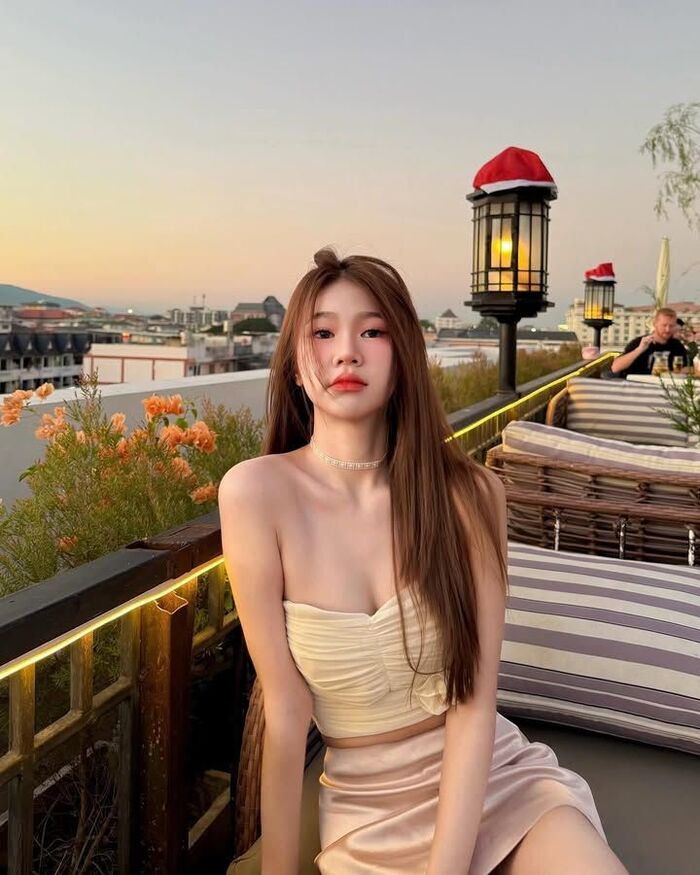 gái xinh tóc dài cực cute