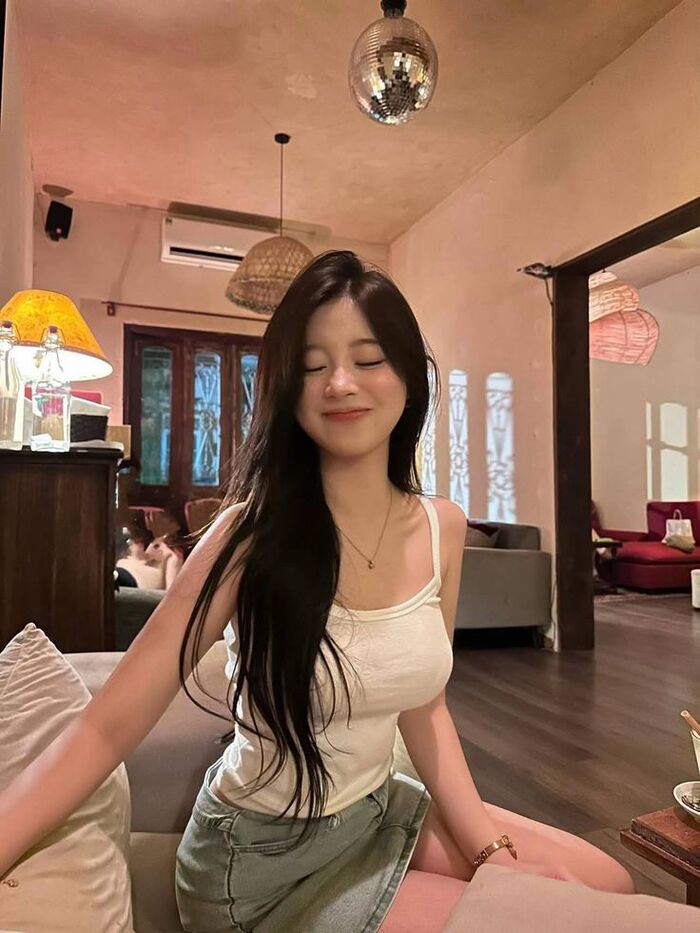 gái xinh tóc dài cute nhất