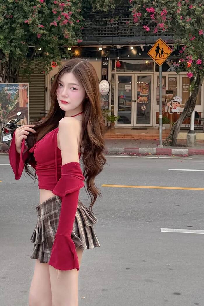 gái xinh tóc dài
