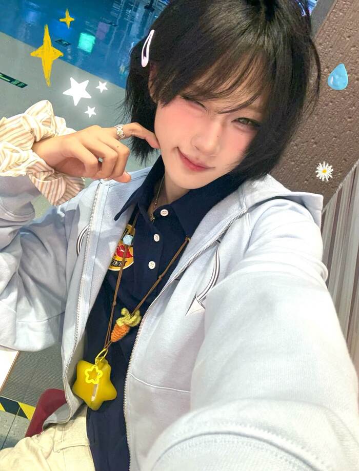 hình gái xinh 2k9 siêu cute
