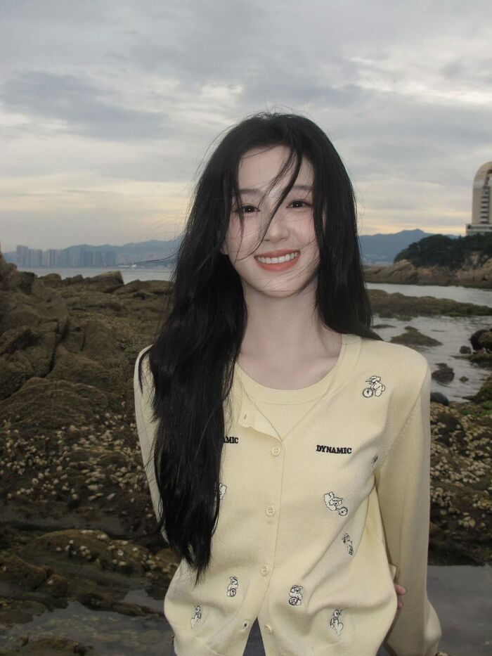 hình gái xinh cười full hd